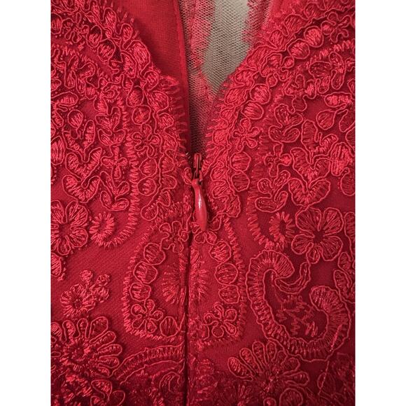 Ladivine NWT by Cinderella Divine Small Size 6 Red Jessica Rabbit Prom Gown - Picture 6 of 8